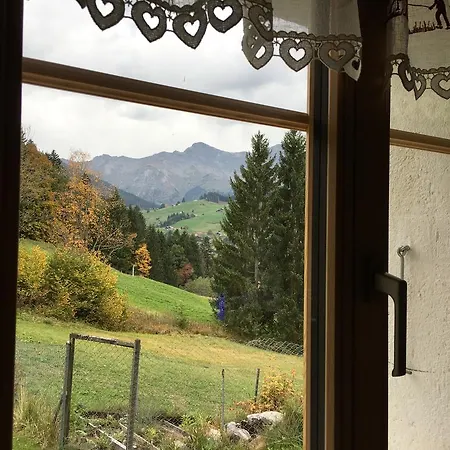 Chalet La Puce Rougemont