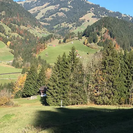 Chalet La Puce Rougemont